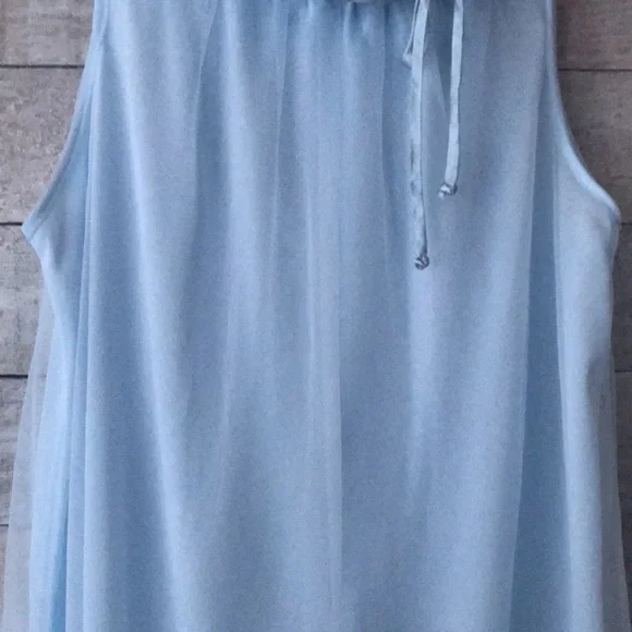 Pastel blue sheer flowy satin edged nightie - Picture 4 of 8